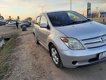 windom 2001: Toyota Ist: 2003 г., Автомат, Бензин, Хэтчбэк — 1