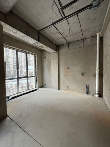 прадаю квартиру в районе кызыл аскер: 2 комнаты, 75 м², Элитка, 1 этаж, ПСО (под самоотделку) — 10