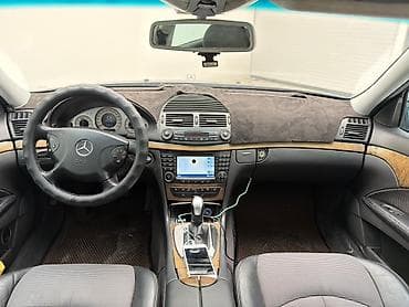 Mercedes-Benz E-Class: 2003 г., 3.2 л, Автомат, Газ, Универсал