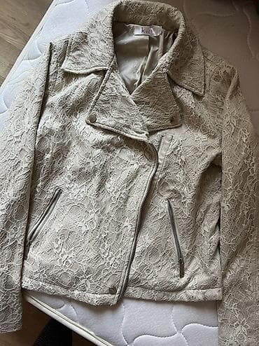 soft shell: Куртка кружевная покупалась в Европе, носили мало, большую часть — 1