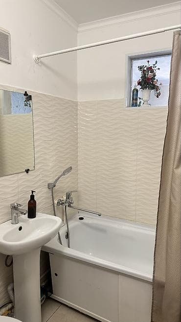 mega city: Посуточно почасовой квартира в городе Ош — 8