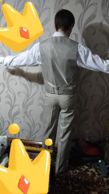 прокат мужских костюмов [возьми на прокат] бишкек фото: Пиджак+брюки+желет костюм брючный тройка, бежевый цвет, в идеале на — 3