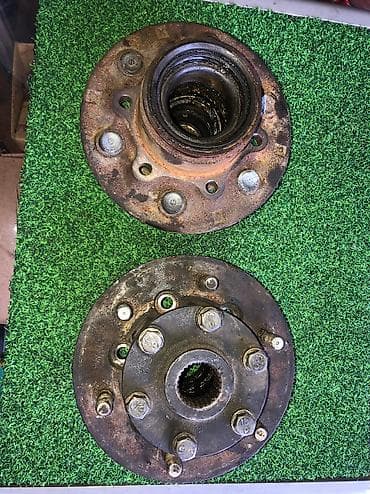 mitsubish: Задняя правая Ступица Mitsubishi 1999 г., Б/у, Оригинал, Япония — 1