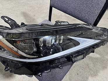 led lights: Передняя левая фара Toyota Оригинал — 4