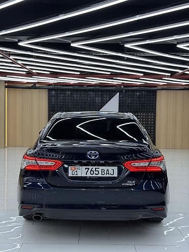 5112 r18: Toyota Camry: 2018 г., 2.5 л, Автомат, Гибрид, Седан — 2