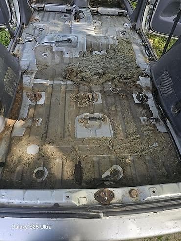 жак т8: Toyota Picnic: 2000 г., 0.2 - engine capacity л, Кол менен иштөөчү, Бензин, Вэн/Минивэн — 9