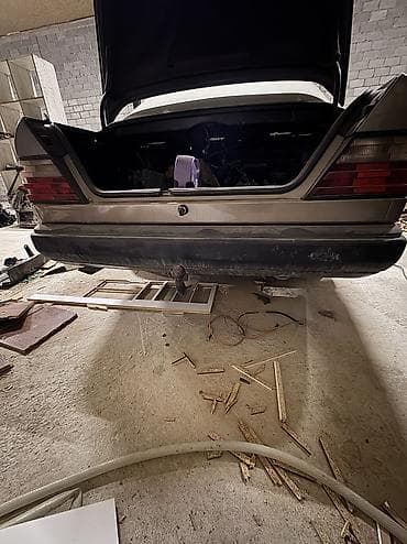 бампер 124 универсал: Бампер Mercedes-Benz, Б/у, Оригинал — 7