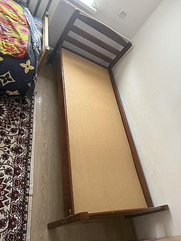 Лакокрасочные материалы: Односпальная кровать, Каркас без матраса, длина - 195 см — 1