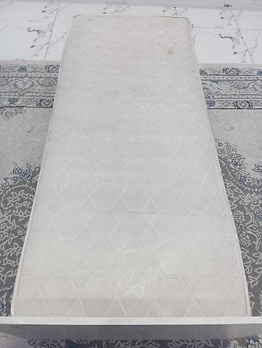 сокулук кун туу: Односпальная кровать с матрасом и выдвижными ящиками - Размер — 2