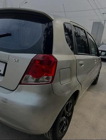 srv 3: Chevrolet Aveo: 2004 г., 1.4 л, Механика, Бензин, Хэтчбэк — 4