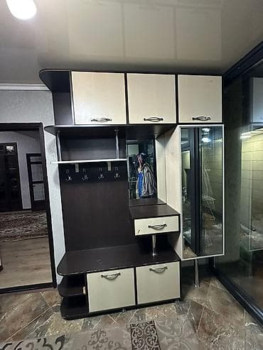 Гарнитуры для прихожей: Гарнитур для прихожей, Б/у, Вешалка, Шкаф, Зеркало, ДСП, Платная доставка, Самовывоз, цвет - Белый — 1