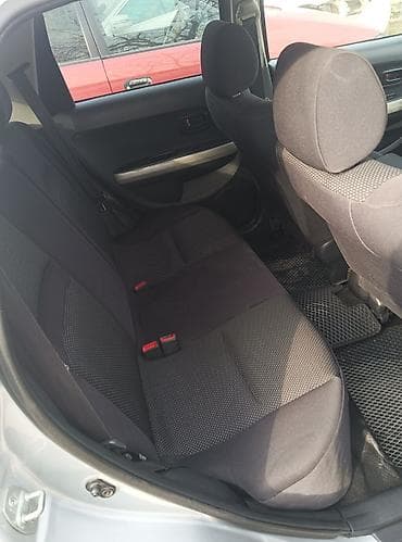 тайота хайландер 2002: Toyota Ist: 2002 г., 1.3 л, Автомат, Бензин, Хэтчбэк — 10