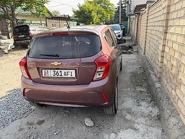 жена: Chevrolet Spark: 2018 г., 1 л, Вариатор, Бензин — 7