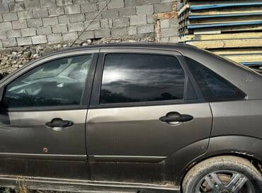 Ford Focus: 2002 г., 2 л, Механика, Бензин, Седан