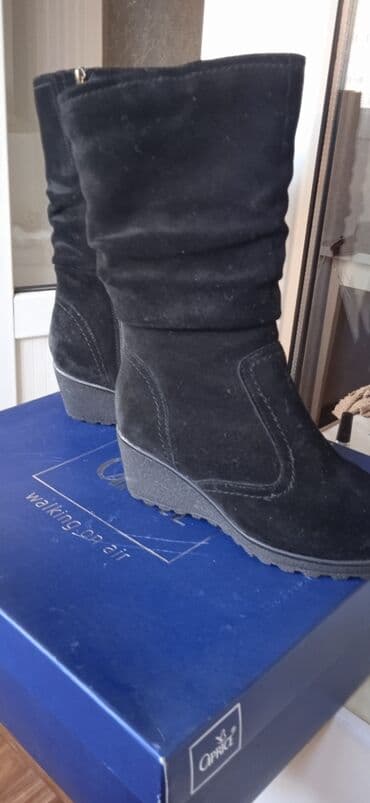 сапоги из натурального меха и кожи: Новые немецкие замшевые сапожки Caprice черного цвета, зима - — 3