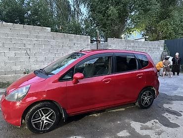 w210 1996: Honda Fit: 2002 г., Хэтчбэк — 3