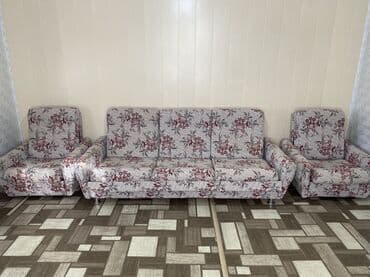 Диваны: Раскладной диван, Б/у — 2