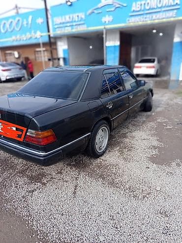 автономка б у: Mercedes-Benz W124: 1990 г., 2.3 л, Механика, Бензин, Седан — 2