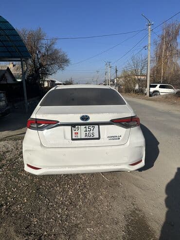 обмен на авто с доплатой: Toyota Corolla: 2019 г., 1.8 л, Вариатор, Гибрид, Седан — 6