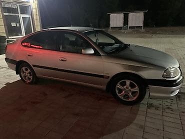 Унаа: Toyota Avensis: 2002 г., 1.8 л, Автомат, Бензин, Лифтбек — 4