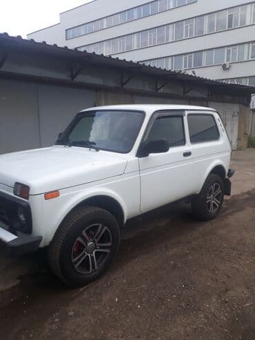 нива шивроле: ВАЗ (ЛАДА) 4x4 Нива: 2015 г., 1.7 л, Механика, Бензин, Внедорожник — 1