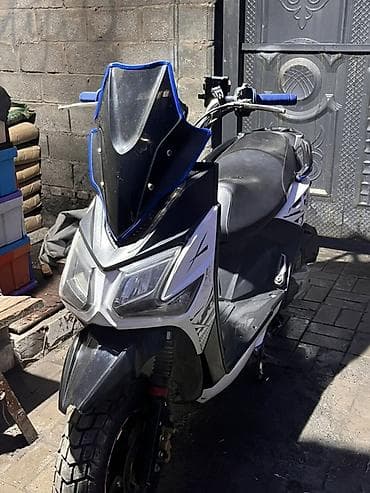 линзы bi led: Тип скутера 150 куб. см, Бензин, Б/у — 1