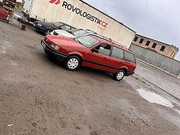 Volkswagen Passat Variant: 1992 г., 2 л, Механика, Бензин, Универсал