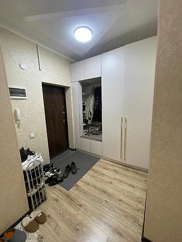 7микрорайон: 4 комнаты, 123 м², Элитка, 4 этаж — 6