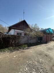 Үйдү ижарага алам: Дача, 75 кв. м, 3 бөлмө, Риелтор, Эски ремонт — 2
