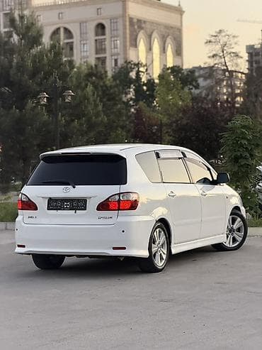 toyota 1000: Toyota Ipsum: 2004 г., 2.4 л, Автомат, Газ, Минивэн — 5