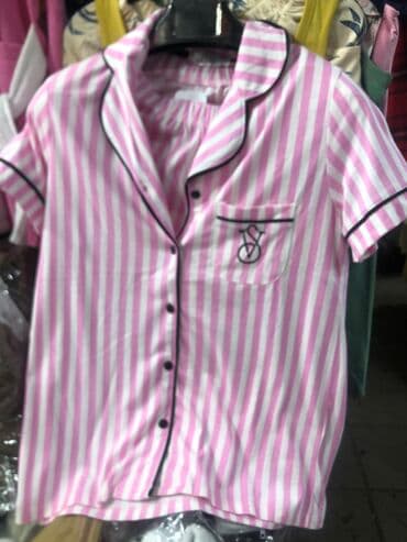 белая ночная сорочка: Пижама
Халат
Сорочка
Много выбора
Доставка по КР — 1