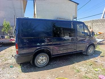 фургон грузовой: Ford Transit: 2003 г. — 7