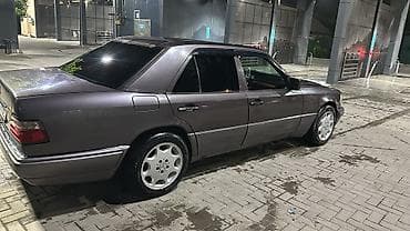 лабого: Mercedes-Benz W124: 1993 г., 2.2 л, Механика, Бензин, Седан — 4