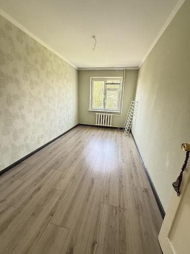микрорайон: 3 комнаты, 58 м², 104 серия, 3 этаж, Евроремонт — 3