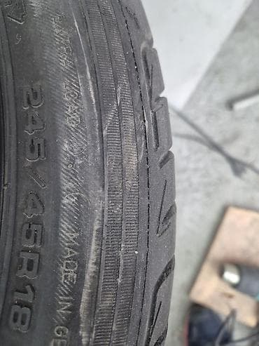 Шины 245 / 45 / R 18, Лето, Б/у, Пара, Легковые, Япония, Bridgestone