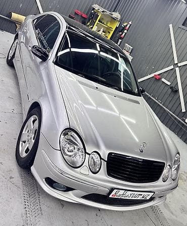 Mercedes-Benz E-Class: 2004 г., 3.2 л, Автомат, Бензин, Седан