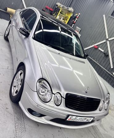 мотоцикл с автоматической коробкой передач: Mercedes-Benz E-Class: 2004 г., 3.2 л, Автомат, Бензиновая, Седан — 1