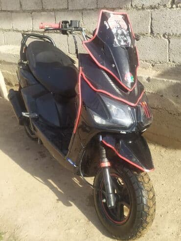 купить авто диски: Макси-скутер 150 куб. см, Бензин, Б/у — 1