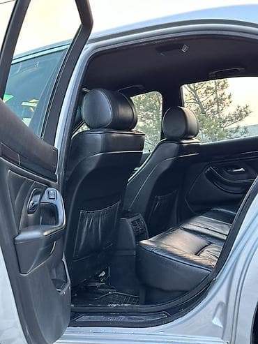 салон на е 34: BMW 5 series: 2002 г., 3 л, Типтроник, Бензин, Седан — 10