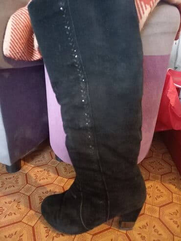 сапоги из натурального меха и кожи: Зимние сапоги 37-размер, Турция, натуральная замша, без дефектов — 1