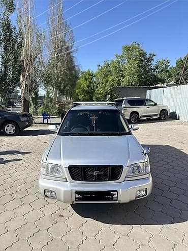 Subaru Forester: 2001 г., 2 л, Автомат, Бензин, Универсал