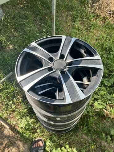 шины r15c: Куйма Дисктер R 16 Комплект, тешиктери - 5, Колдонулган — 3