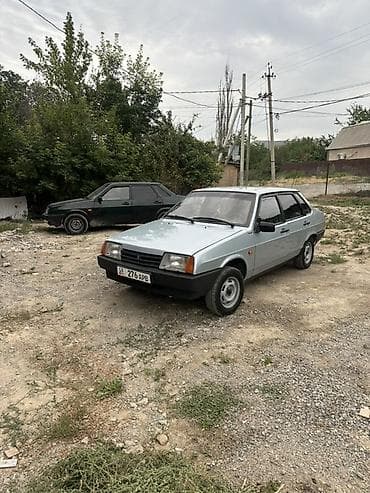 капият: ВАЗ (ЛАДА) 21099: 2001 г., Седан — 1