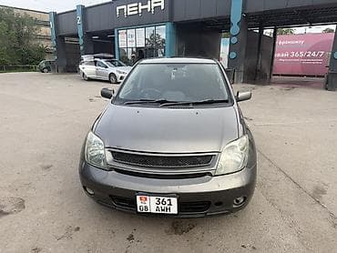 lada 2113: Toyota Ist: 2004 г., 1.5 л, Автомат, Бензин, Хэтчбэк — 1