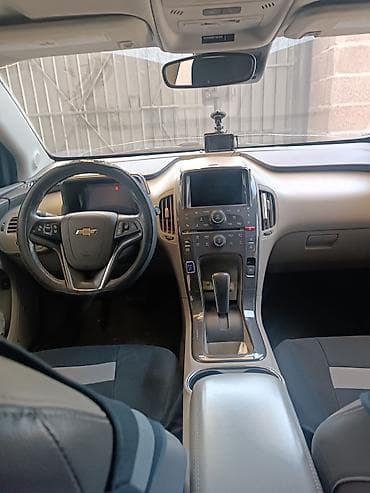 chevrolet onyx: Chevrolet Volt: 2013 г., 1.4 л, Автомат, Гибрид, Хэтчбэк — 4