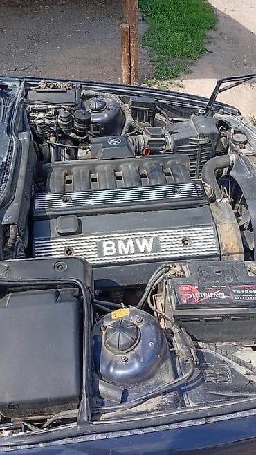 Транспорт: BMW 5 series: 1990 г., 2.5 л, Кол менен иштөөчү, Бензин, Седан — 2