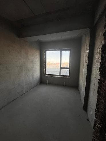 Батирлер: 4 бөлмө, 80 м², Элитка, 3 кабат, Даяр ПСО (өзү оңдоп түзөтүп бүтүү үчүн) — 6