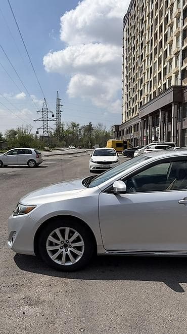 Toyota Camry: 2012 г., 2.5 л, Автомат, Бензин, Седан — 5