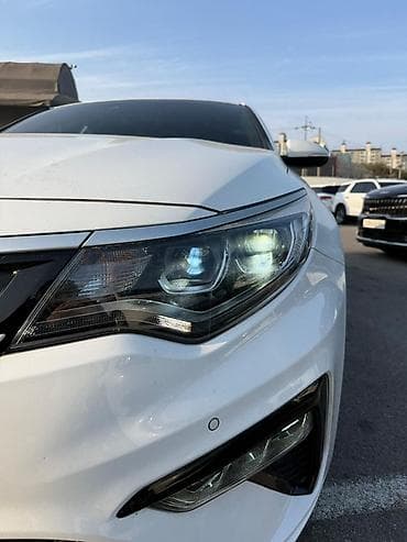 боковая: Kia K5: 2019 г., 2 л, Автомат, Гибрид, Седан — 5