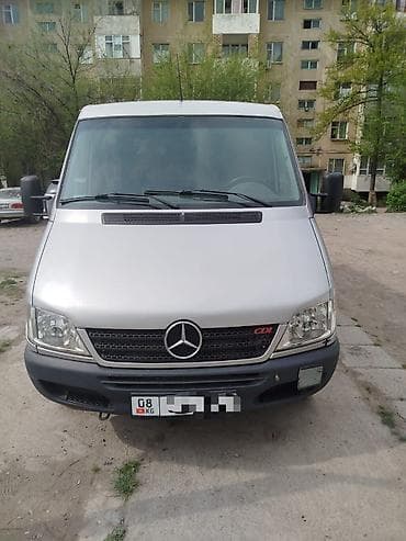 скупка технического серебра: Легкий грузовик, Mercedes-Benz — 1